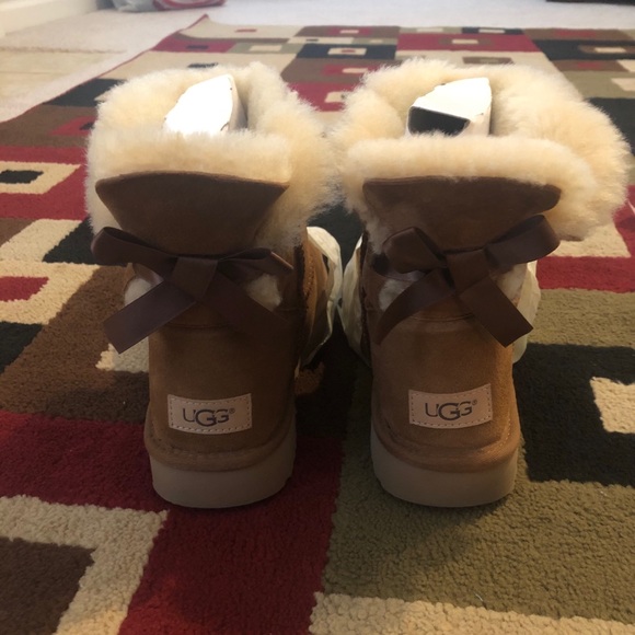UGG Mini Bailey Bow II Boots Chestnut Brown - Picture 3 of 10